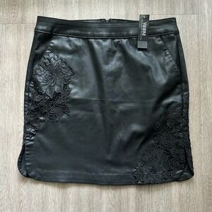 White House Black Market Pencil Skirt Women Size‎ 6 Coated Denim Floral Lace NWT
